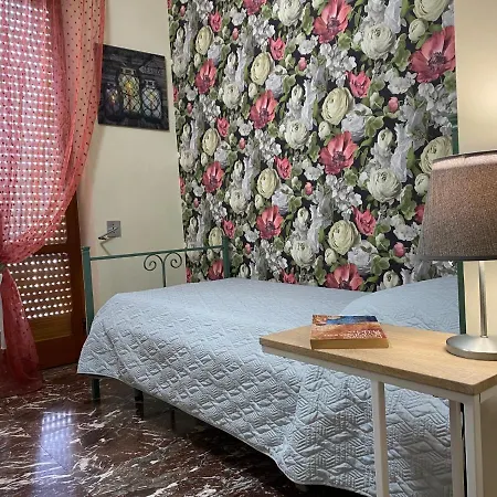 La Dimora Di Vesta Bed and Breakfast Λέτσε
