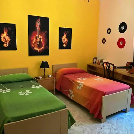 Bed and Breakfast La Dimora Di Vesta Λέτσε