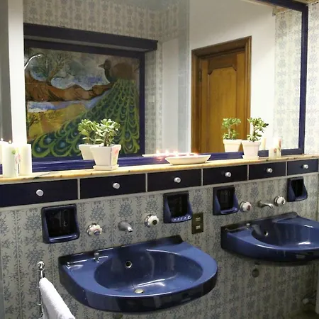 Bed and Breakfast La Dimora Di Vesta 2*