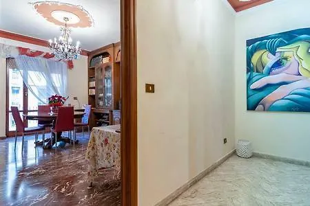 Bed and Breakfast La Dimora Di Vesta Λέτσε